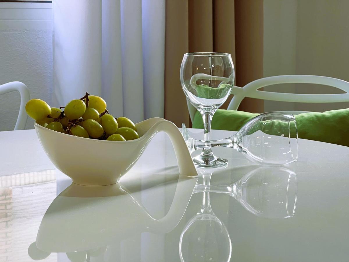 Holiday Suite Fragata Torrevieja Ngoại thất bức ảnh