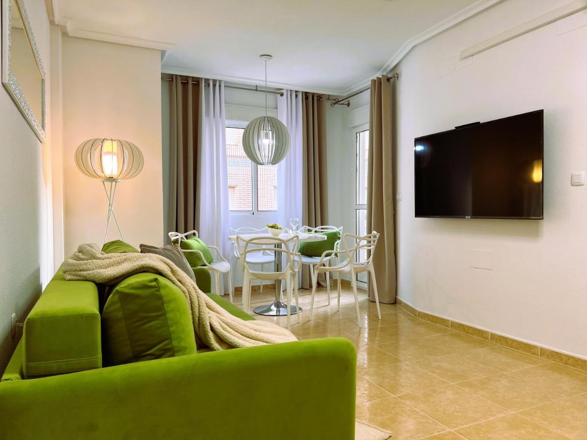 Holiday Suite Fragata Torrevieja Ngoại thất bức ảnh