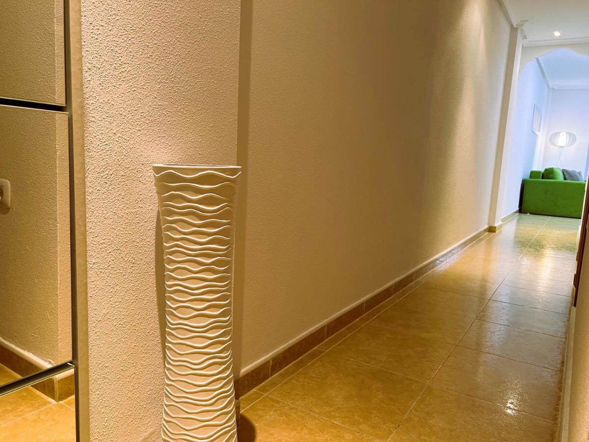 Holiday Suite Fragata Torrevieja Ngoại thất bức ảnh