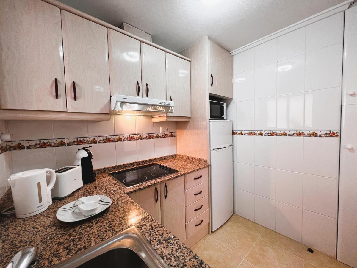 Holiday Suite Fragata Torrevieja Ngoại thất bức ảnh