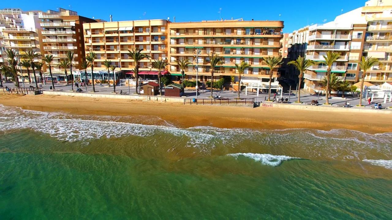 Holiday Suite Fragata Torrevieja Ngoại thất bức ảnh
